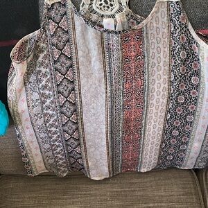 No Boundaries Gray and White Relaxed Mandarin Collar Tank Top